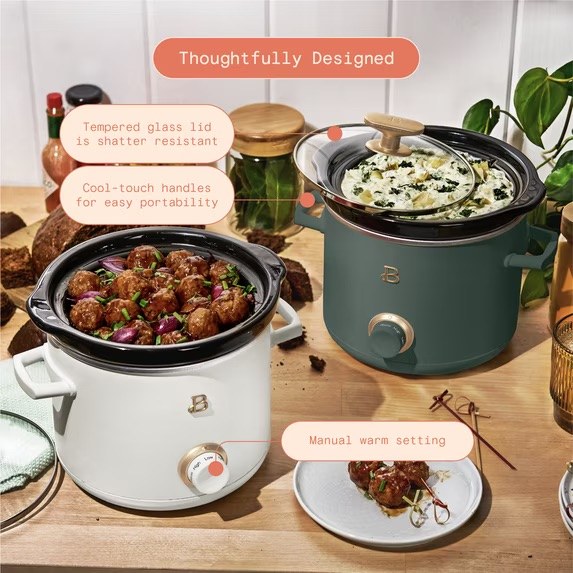 Beautiful mini slow cooker 2-pack in white and green, with tempered glass lids, cool-touch handles and a warm setting